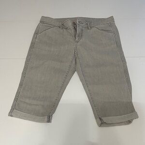 Old Navy Light Gray Short Capris